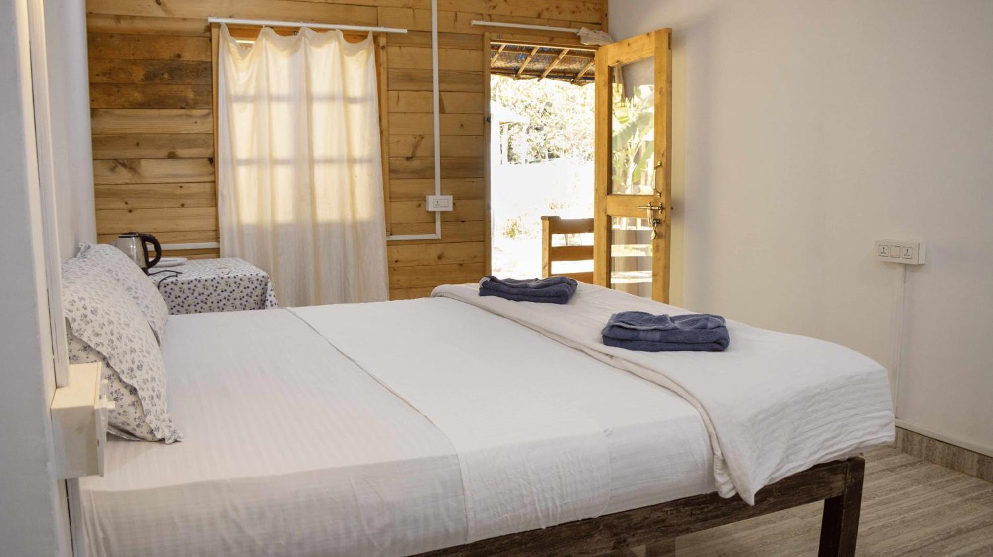 Rosa Mystica Bed & Breakfast Cola Exterior photo